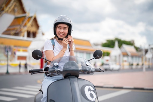 ขับมอเตอร์ไซค์อย่างไรให้ปลอดภัย