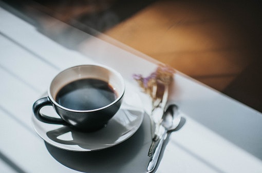 อเมริกาโน่คืออะไร ต่างกับกาแฟดำอย่างไร