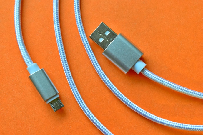Micro USB คืออะไร ใช้กับโทรศัพท์รุ่นไหน