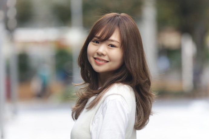 แปรงม้วนผมไฟฟ้าดีกว่าเครื่องม้วนผมธรรมดาอย่างไร ?