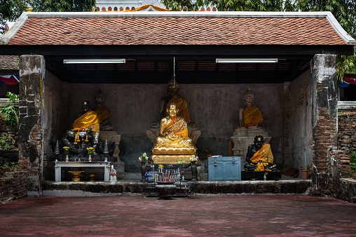 เลือกหลวงปู่ทวดจากวัดที่ทำพิธีพุทธาภิเษก