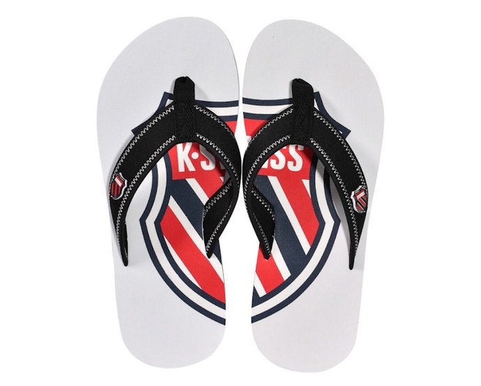 เลือกรองเท้าแตะ K-SWISS เพื่อความสะดวกสบายทุกวัน