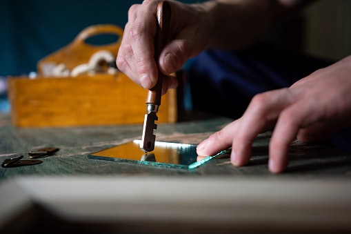เลือกด้ามจับของมีดตัดกระจกให้เหมาะกับการใช้งาน