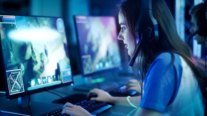เลือกเกมแนว FPS ถ้าคุณใช้เมาส์และคีย์บอร์ดในการเล่น