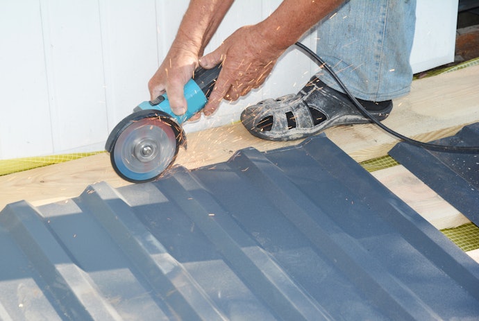 เลือกวัสดุปิดผิว 'อะลูมิเนียมฟอยล์' หรือ 'PVC Sheet' ให้เหมาะกับพื้นที่ใช้งาน