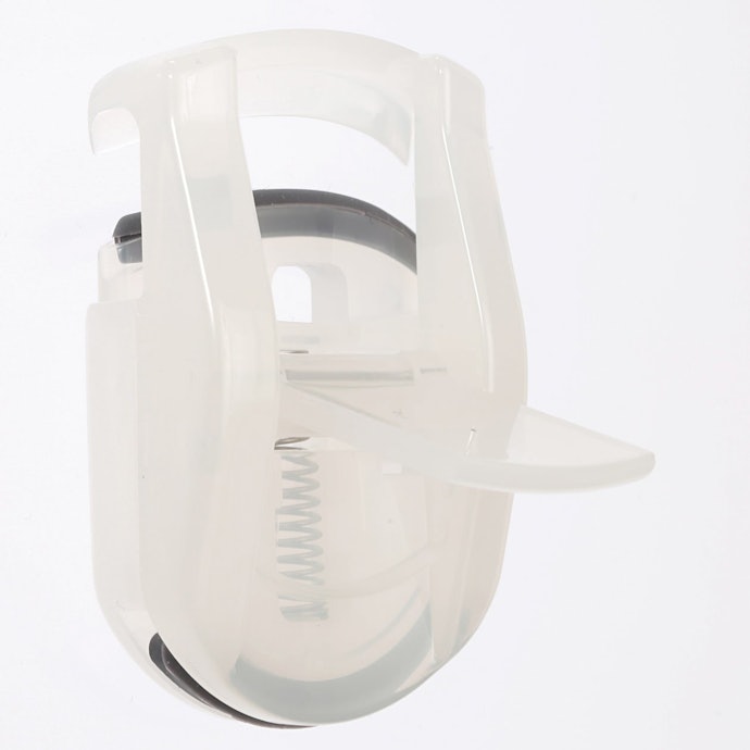 ไอเท็ม Muji Portable Eyelash Curler