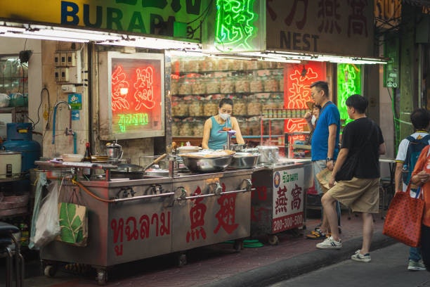 สำหรับร้านค้าทั่วไป ให้พิจารณาตามความสามารถในการชำระเบี้ยและวงเงินคุ้มครอง