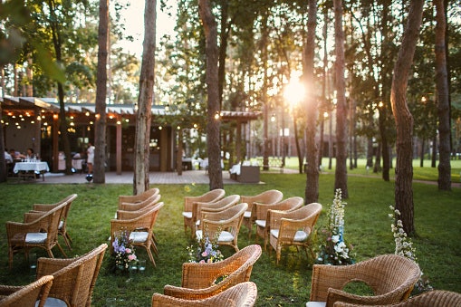 10 สถานที่จัดงานแต่งงานในสวน กรุงเทพ ปี 2023 รวมสตูดิโอ โรงแรม คาเฟ่ชื่อดัง  | Mybest