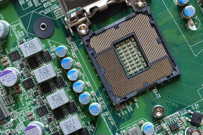 เลือก CPU จากรหัสต่อท้ายและใช้การ์ดจอแยก
