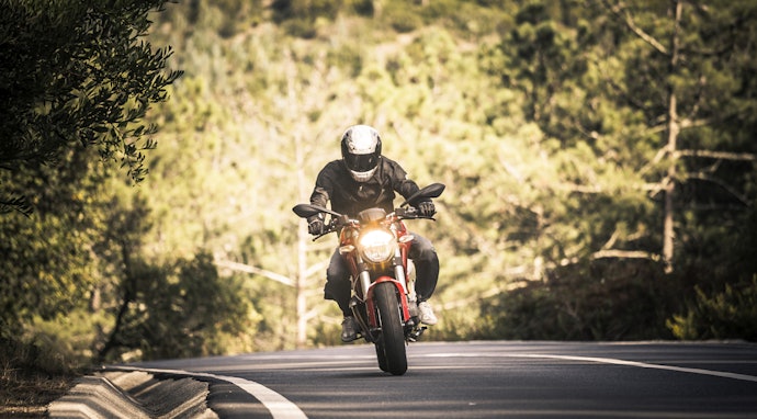เลือกรุ่นที่มีขนาดเครื่องยนต์ 150cc ขึ้นไป