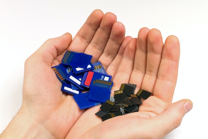 ตรวจสอบพื้นที่จัดเก็บการ์ดเกมและ SD Card