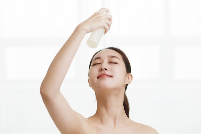 ผิวแห้ง : เลือกแบบ Sheer/ Satin/ Dewy