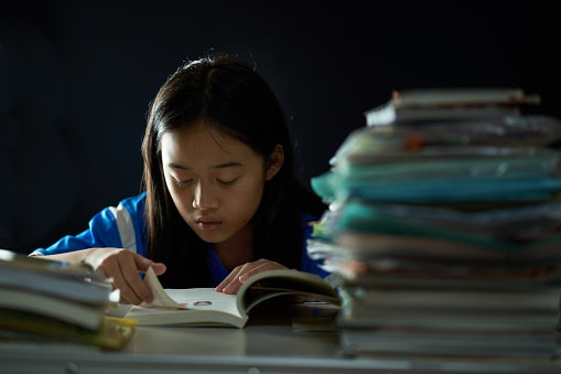 หนังสือที่เน้นแนวข้อสอบพร้อมโจทย์ปัญหา