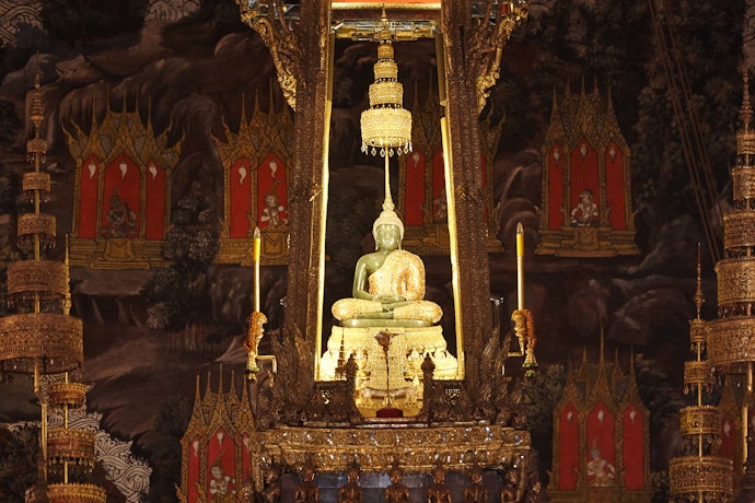 เครื่องทรงฤดูฝน