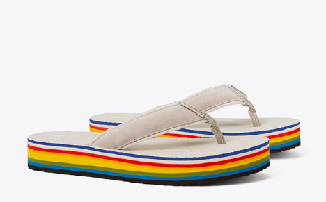 รองเท้า Tory Burch แตะ สำหรับวันสบาย ๆ