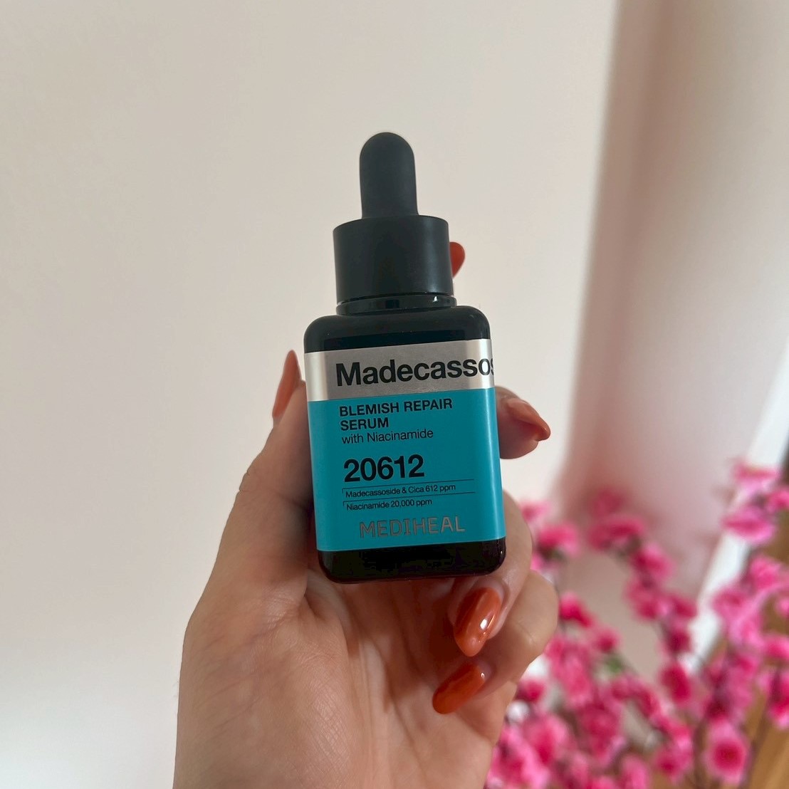 MEDIHEAL  MADECASSOSIDE BLEMISH REPAIR SERUM Translation missing: th.activerecord.decorators.item_part_image/alt