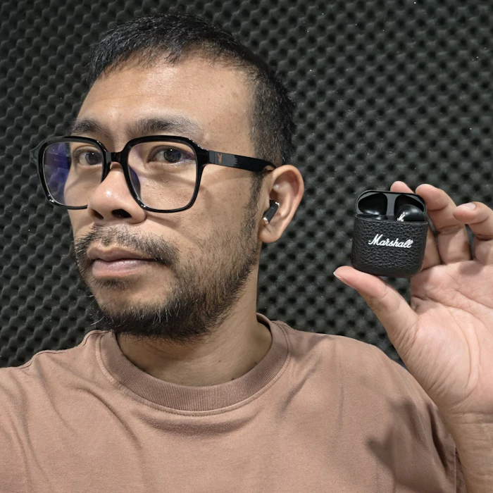 MarShall MarShall หูฟังไร้สาย รุ่น Minor IV Black Translation missing: th.activerecord.decorators.item_part_image/alt