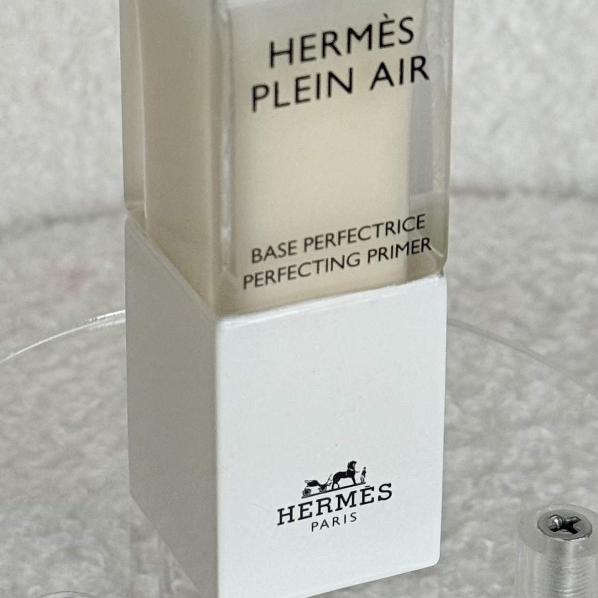 Hermès  Hermès Plein Air, Moisturising and Unifying Perfecting Primer Translation missing: th.activerecord.decorators.item_part_image/alt