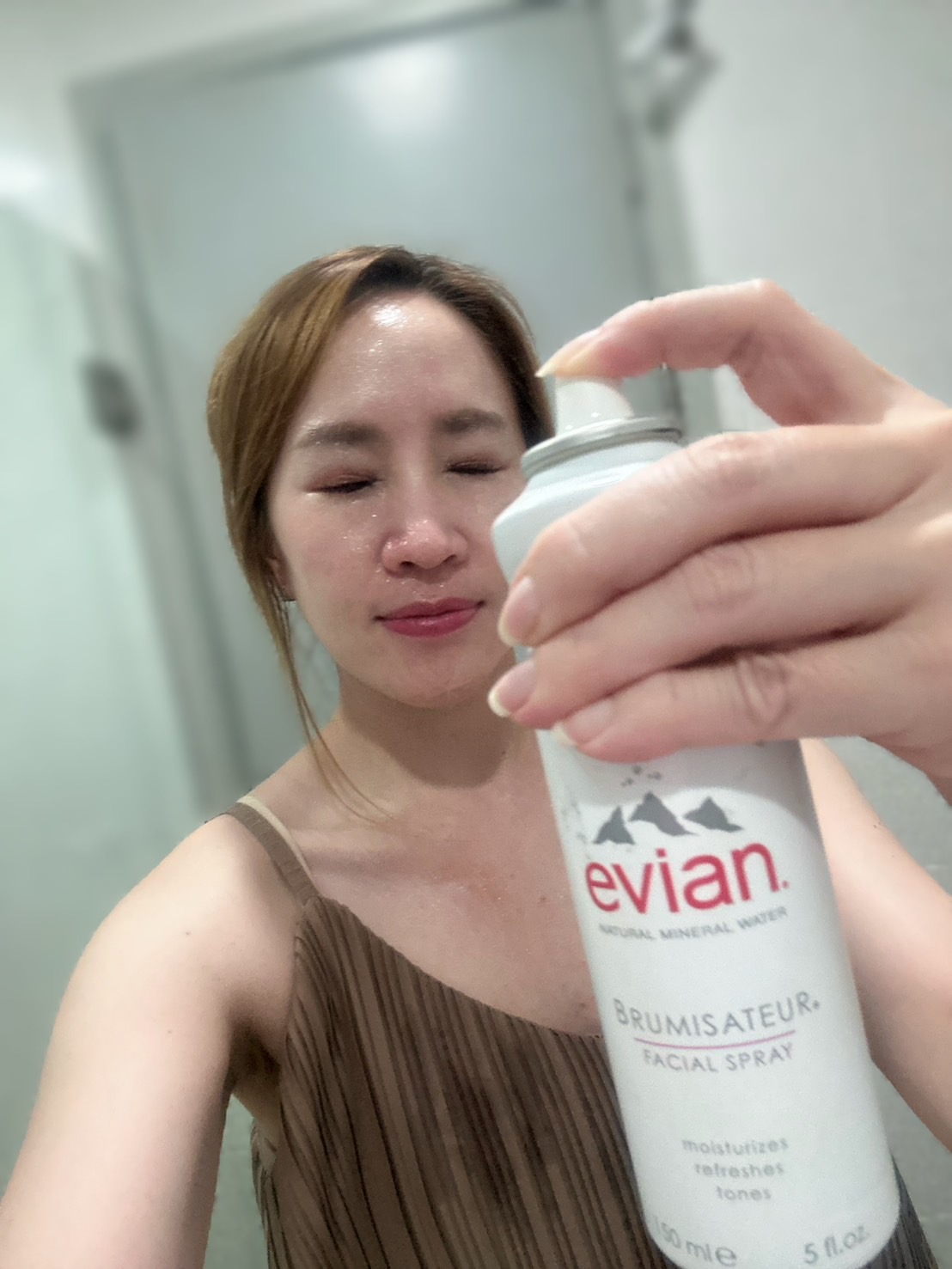 Evian  Facial Spray  Translation missing: th.activerecord.decorators.item_part_image/alt