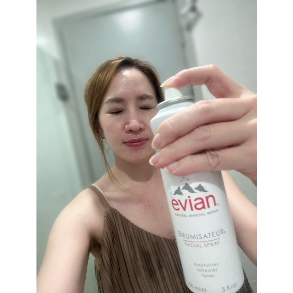 Evian Facial Spray Translation missing: th.activerecord.decorators.item_part_image/alt