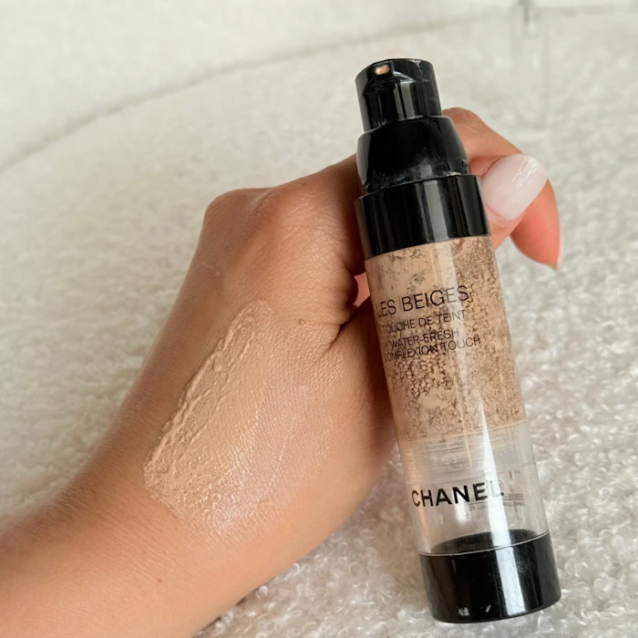 Chanel Chanel Les Beiges Water Fresh Complexion Touch Translation missing: th.activerecord.decorators.item_part_image/alt