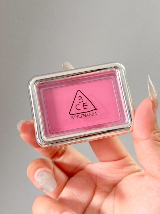 3CE New Take Face Blusher Translation missing: th.activerecord.decorators.item_part_image/alt