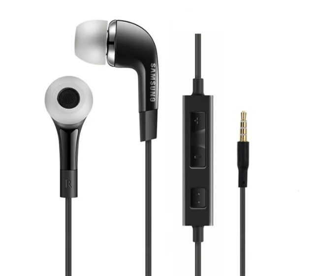 AKG Earphone 1