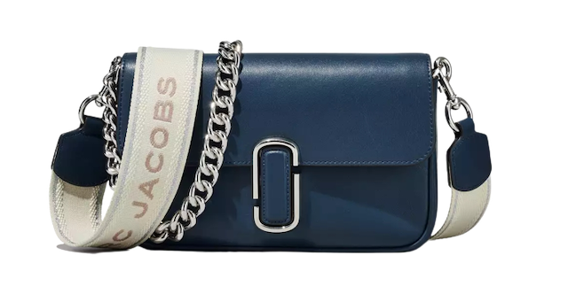 กระเป๋าแบรนด์เนม ราคาไม่เกิน 40,000 บาท รุ่น The J Marc Soft Shoulder Bag 6