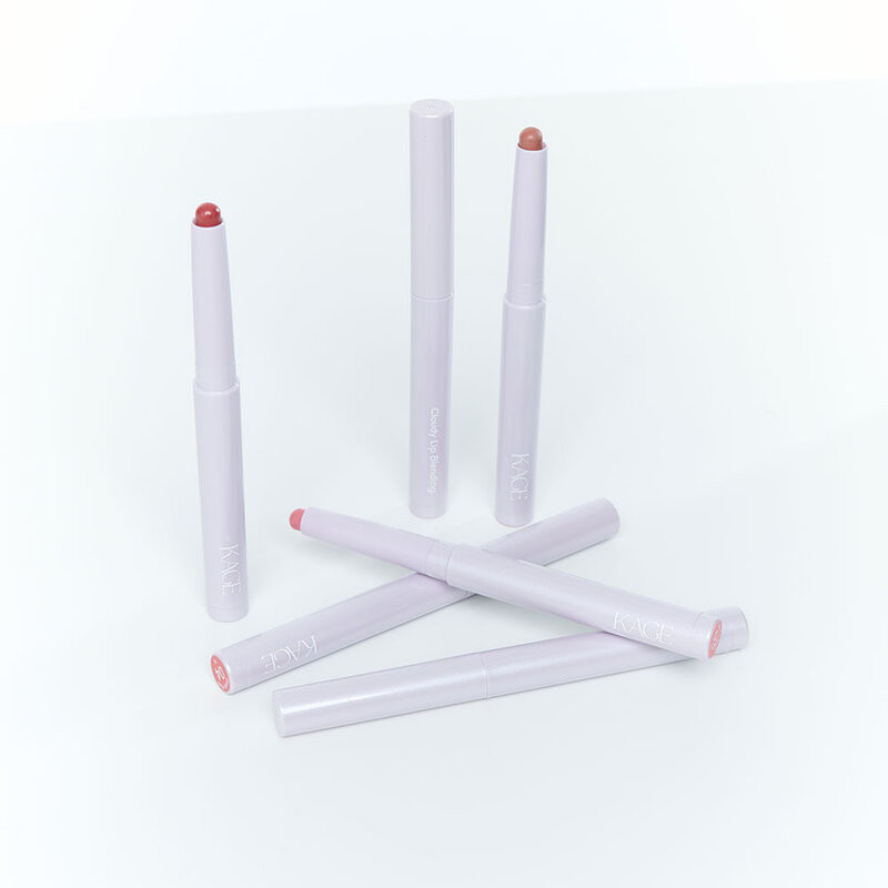 Cloudy Lip Blending 3
