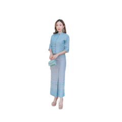 ชุดไทยประยุกต์ เซตเสื้อและผ้าถุงทอลายไทย