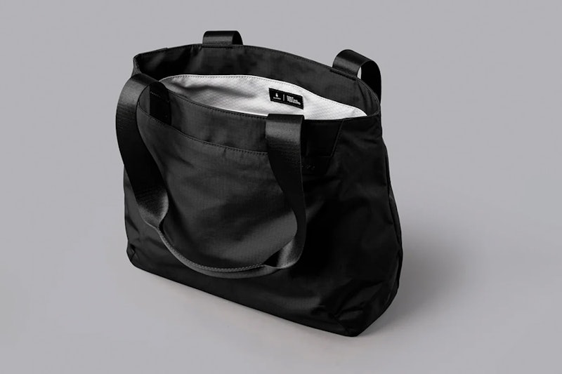 Elements Tote 3