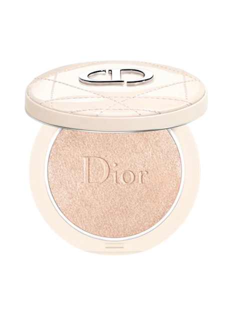 10 เครื่องสำอาง Dior อะไรน่าใช้ ปี 2026 มีทั้งรองพื้น ลิปสติก 2