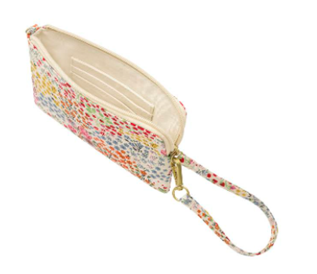 กระเป๋า Cath Kidston รุ่น Convertible Wristlet Pouch Kingdom Ditsy 2