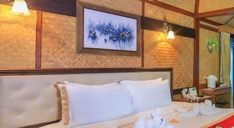 ที่พักบางเสร่ ติดทะเล ซันเซ็ท วิลเลจ บีช รีสอร์ท 4