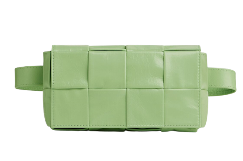 กระเป๋าแบรนด์เนมผู้ชาย รุ่น Cassette Belt Bag 3