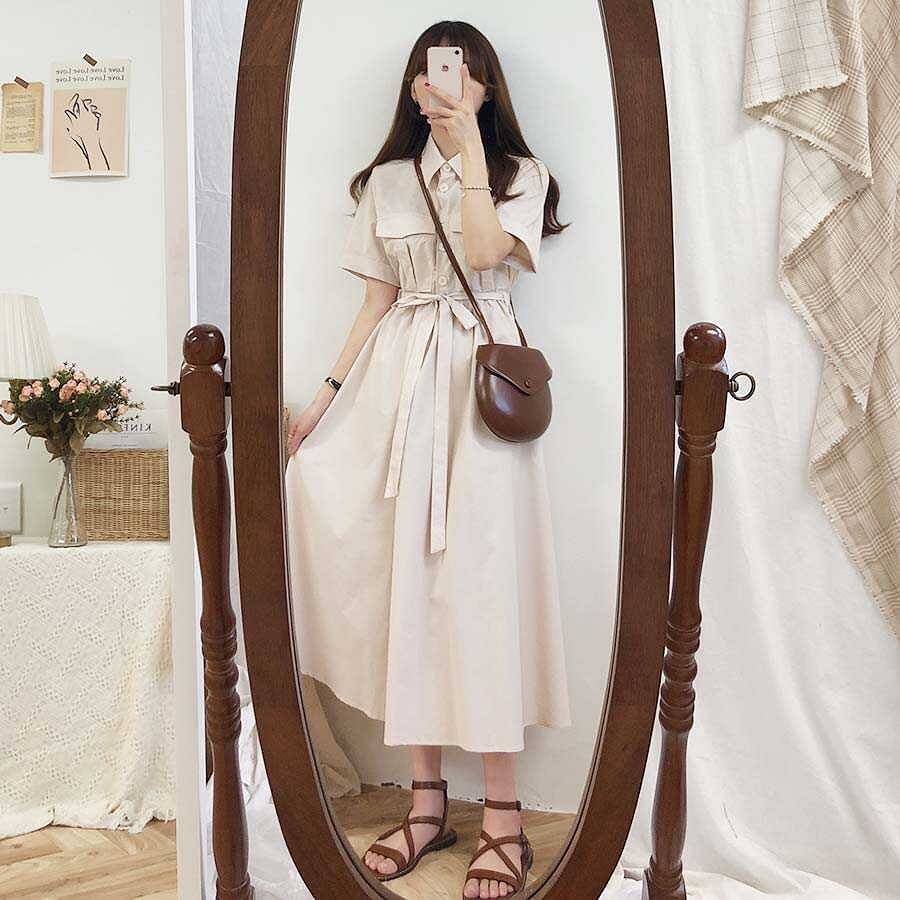 ร้านเสื้อผ้าเกาหลีเน้นดีไซน์เรียบง่าย โทนสีพื้น 2