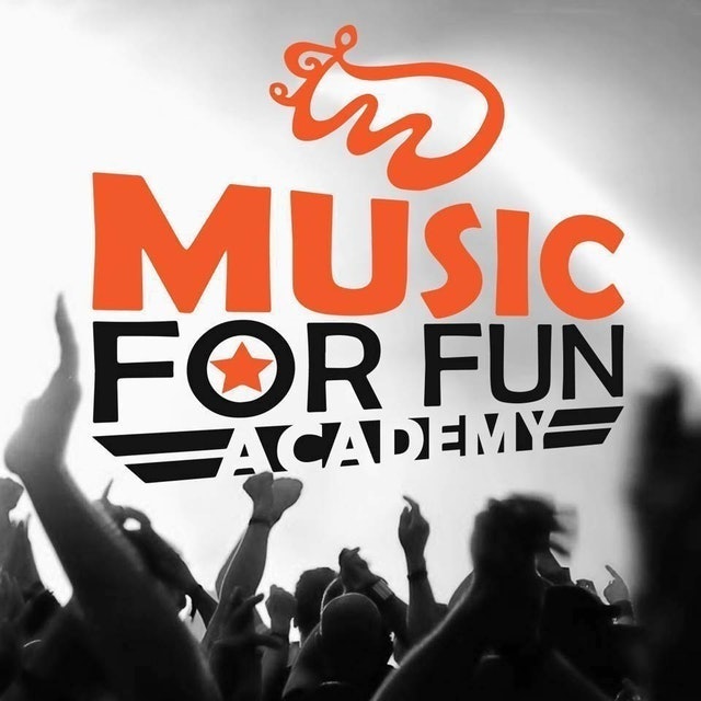 เรียนดนตรี ที่ไหนดี ปี 2026 สอนเปียโน กีตาร์ ร้องเพลง 5