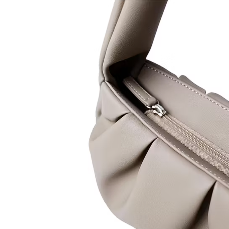 กระเป๋า Huge Croissant Shoulder Bag Grey 2
