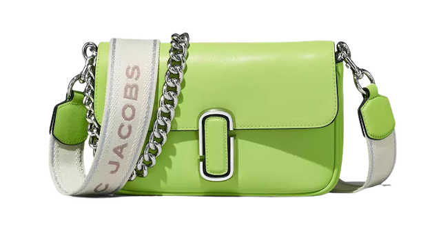 กระเป๋าแบรนด์เนม ราคาไม่เกิน 40,000 บาท รุ่น The J Marc Soft Shoulder Bag 4