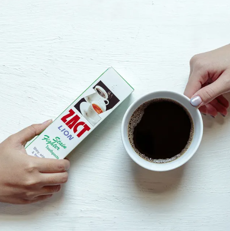 ยาสีฟันขจัดคราบ สูตรสำหรับผู้ดื่มกาแฟและชา 2