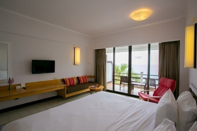 โรงแรมระยองติดทะเล Rayong Resort & Spa Retreat 4