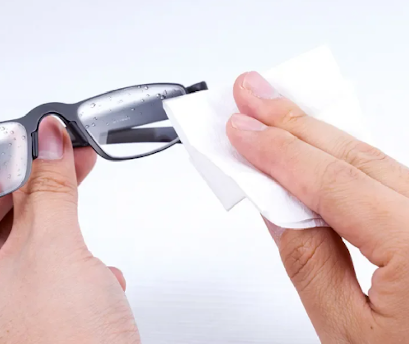 Anti - Fog Lens Cleaning Wipe 4