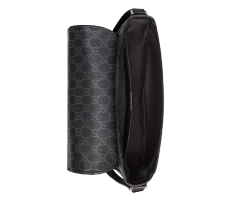 กระเป๋า Gucci ผู้ชาย รุ่น GG Black Messenger bag 4