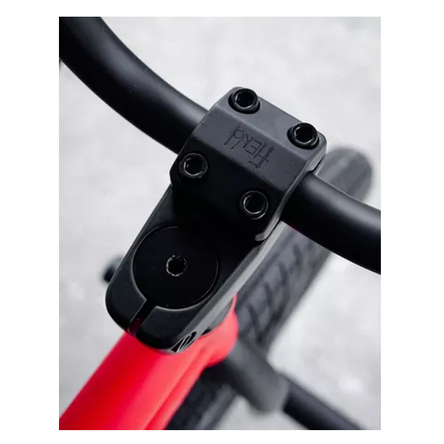 จักรยาน BMX รุ่น Flat Bright Red TT21 3