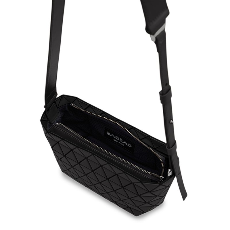 กระเป๋า Bao Bao รุ่น Crystal Matte Shoulder Bag 3