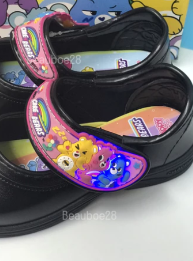 รองเท้านักเรียนสีขาว รุ่น ฺCarebear 2