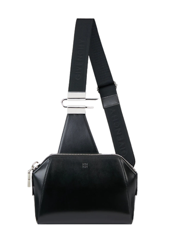กระเป๋า Givenchy รุ่น Small Antigona Crossbody Bag In Box Leather 1