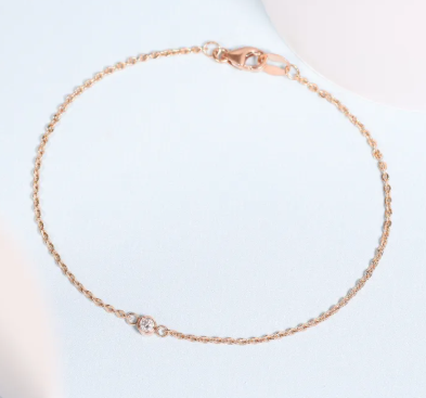 9K Tiny Gold Bracelet with Diamond 2