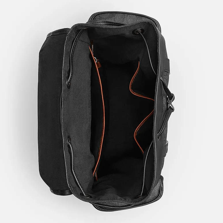 กระเป๋าเป้ Hitch Backpack In Signature Canvas 2