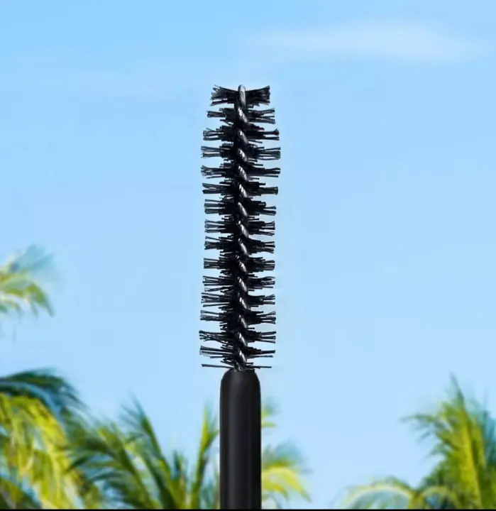 Holy Moly Volume Mascara 3